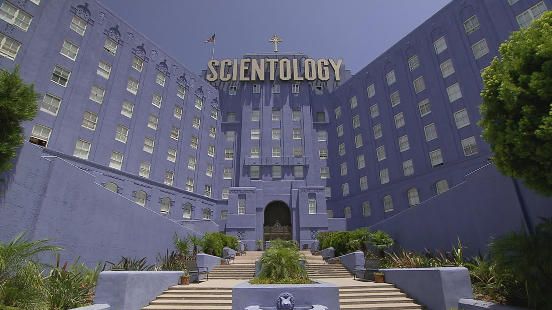 Scientology Kilisesi, dünya çapında on milyon üyesi olduğunu iddia ediyor.