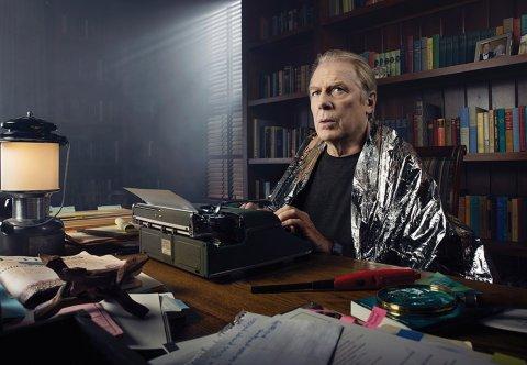 Chuck McGill (Michael McKean)’in gerçekten elektromanyetik cihazlara karşı aşırı hassasiyeti mi var, yoksa hafif kafadan çatlak mı?