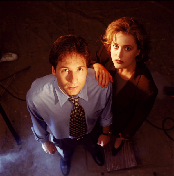 Scully ve Mulder 90’larda böyle görünüyordu.